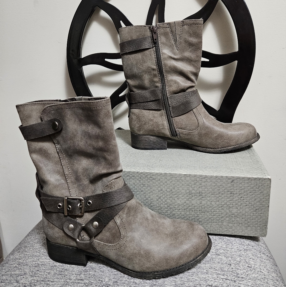 Maurices boots